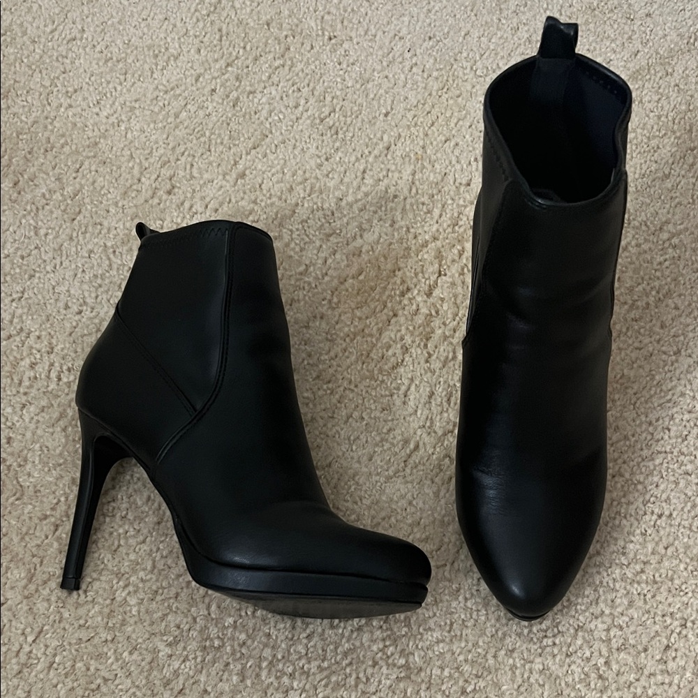 Nine West Black Ankle Booties